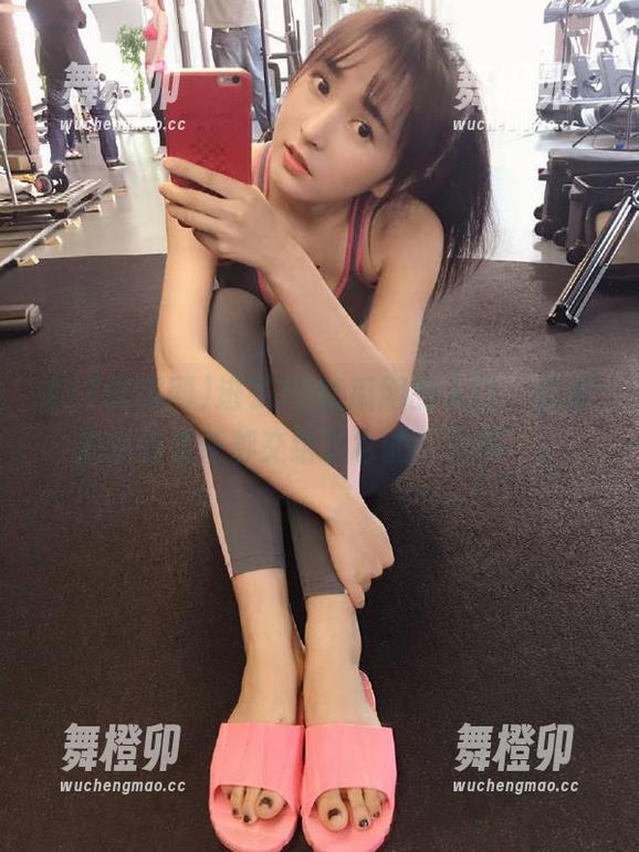 进了17吃瓜网的入口，仿佛把我的信任都交给了它的‘官网’。