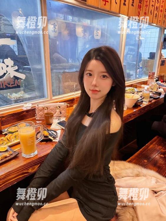 登录，稍微调皮一下，要不要在51cg网给这些八卦点个小心心呢？