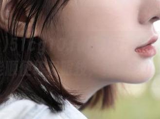 51cg10.fun网页：看新闻的同时还能顺便练习眼技，真是多功能啊！
