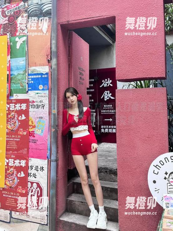 51吃瓜 首页逛逛:51吃瓜入口像是渴望的泉源,忍不住想一探究竟