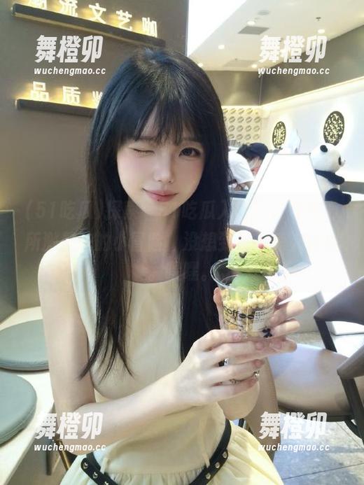 探索“51吃瓜入口”，好奇心所激起来的小冒险，没想到真有惊人发现。嘿嘿。