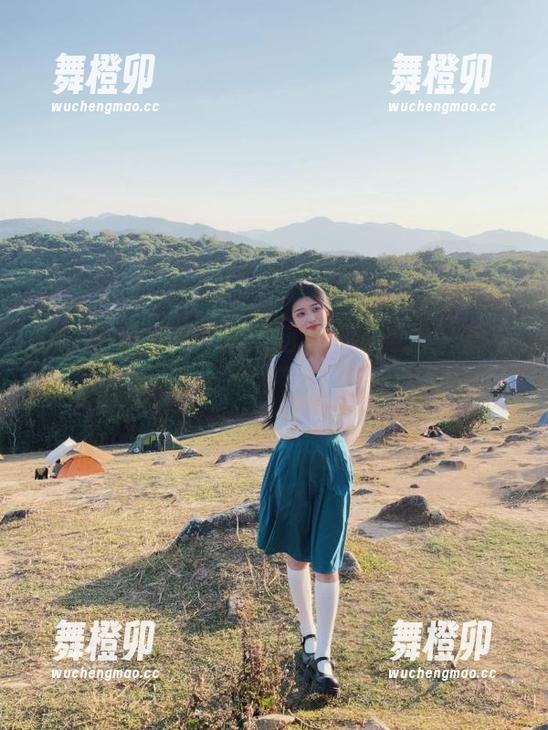 51吃瓜网官网的微信：看完就不想停下来了…