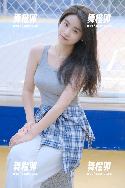 吃瓜网51爆料：原本想找入口，结果一不小心进入了瓜的幻想曲…