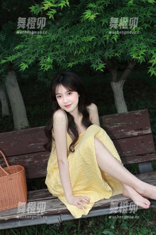 91吃瓜中心 不来91吃瓜中心就亏大了,热乎乎的瓜分享给你,心跳加速ing。
