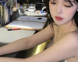 观看中渐渐明白，原来八卦可以无限被刷新，感谢91吃瓜中心。
