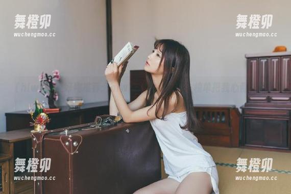 深夜好物推荐：hlw官网的“收藏”榜单把我心都收割了！