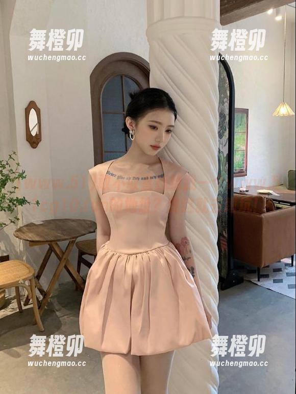 敢不敢直接给我一个www.51cg10.fun的地址？我这就去蹲坑！