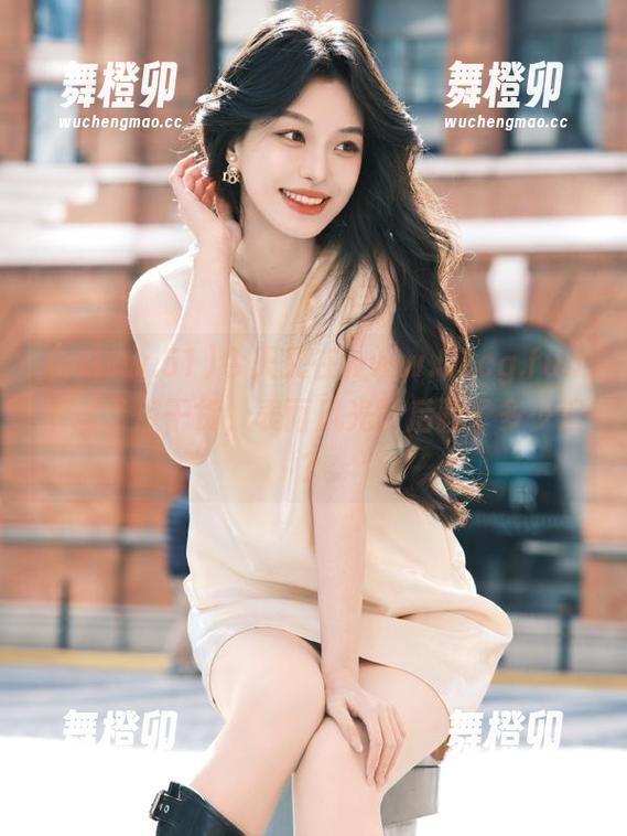 今天又在www.51cg.fun下载了点干货，表面风光背后藏了多少泪？