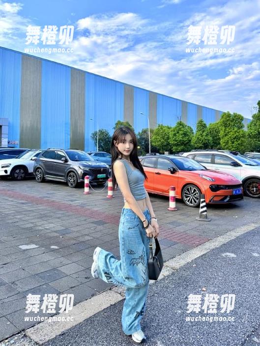 www.tttzzz www.tttzzz668.su的传送门,现在打开,个各种潜规则,我的眼睛都快瞪烂了!