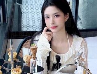 与其研究热门话题，还不如瞧瞧xgua网址里的猎奇内容，生活原本就该这么茫然嘛！