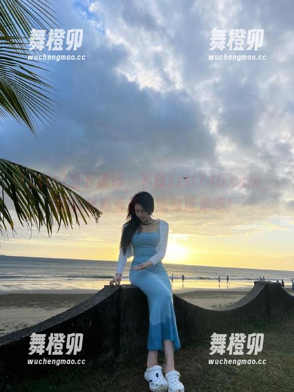 当下流行，下载zztt740.ccm，黑料全景直播，绝对过足瘾！