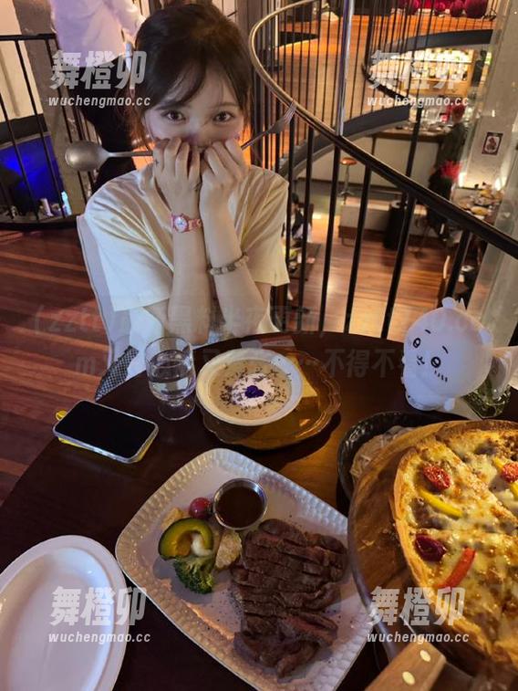 最新黑料半夜更新，zztt740.ccm又好心情又紧张……不得不看！