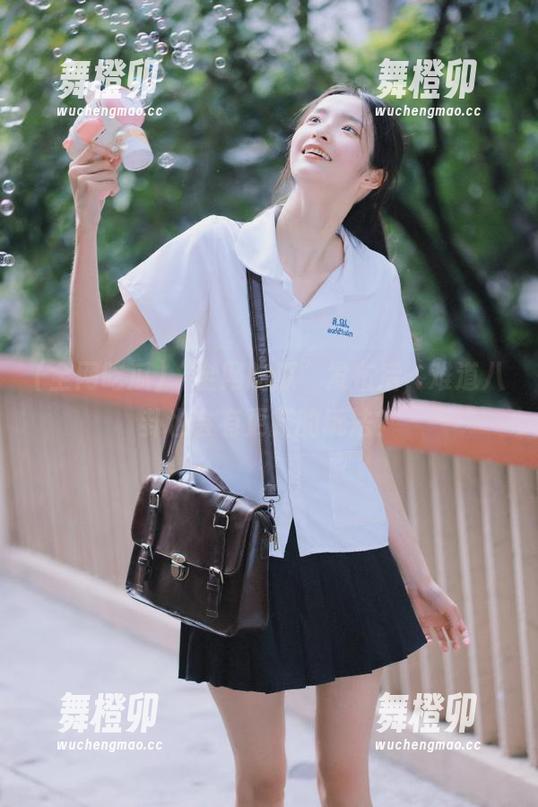 “全网吃瓜”发布后，难道八卦也会有更新的玩法？