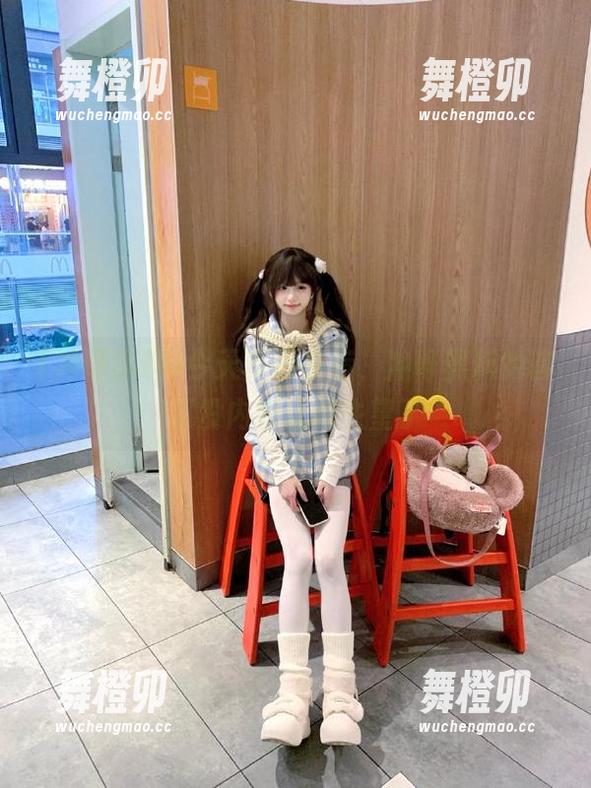 今天真不走运，冲哥黑料的首页没内容让我失望了