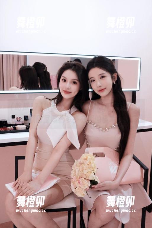 快来进入吃瓜17cgg传送门，瓜田里藏着多少有趣的事呢？