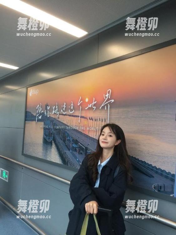 咻——黑料导航开启，吃瓜517在这里等你盯梢！