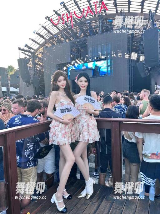 就在吃瓜51网址刷热门内容的时候，我差点吞下自己的瓜子，情节太复杂了！