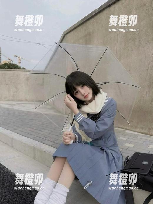 “吃瓜天堂”网站：一不小心瓜哥的后宫就变成你的小广场