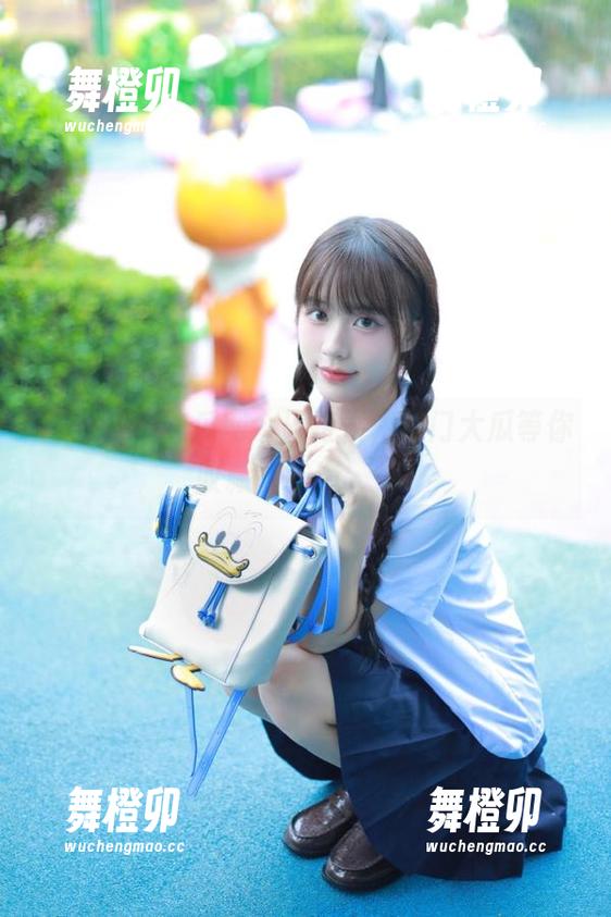 吃瓜网今日特供，热门大瓜等你收藏，味道罼罼！