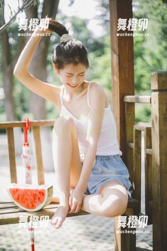 直达每一条家长里短，真希望“吃瓜网”能让我稍微少一点八卦瘾。