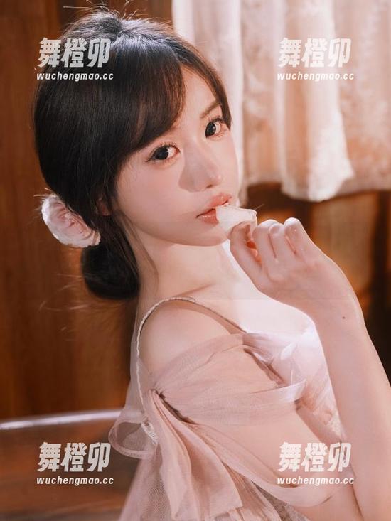 吃瓜网 吃瓜网在线,今天的热门大瓜丫头们都说好,你敢不信?