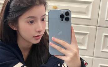 吃瓜网苹果版来了，朝阳app的奇葩故事你准备好狂欢了吗？