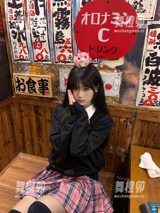 黑料668su 黑料668su网站的传送门,带你踏上奇妙的吃瓜之旅,记得带上瓜子哦!