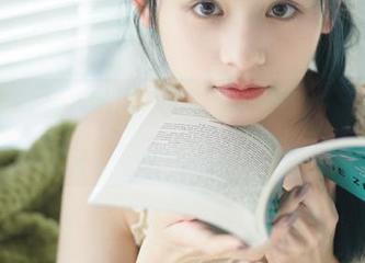 不自觉又在观看黑料718，感觉自己成了精神垃圾桶。