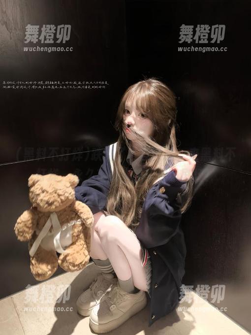 跌倒了？没关系，来黑料不打烊，永久直播你的黑料小剧场！