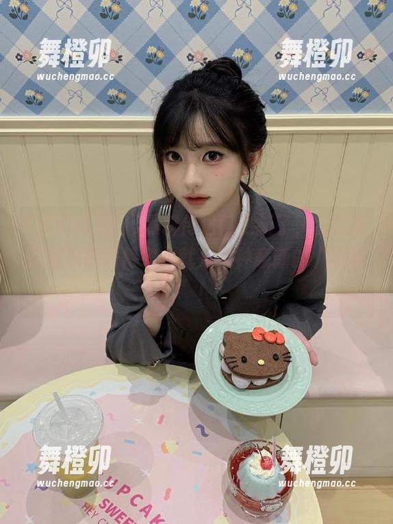黑料传送门更新了，我的吃瓜意识随时待命，就是会钟意新的“剧情”！