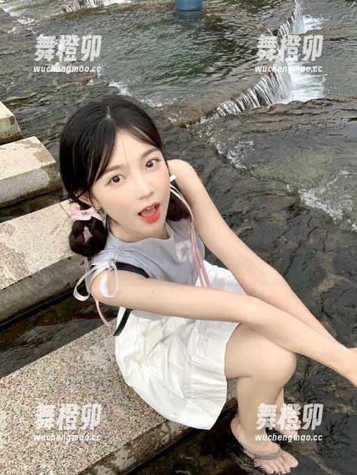 就问你，“黑料传送门”的免费内容，有没有让你默默擦防晒霜的冲动？