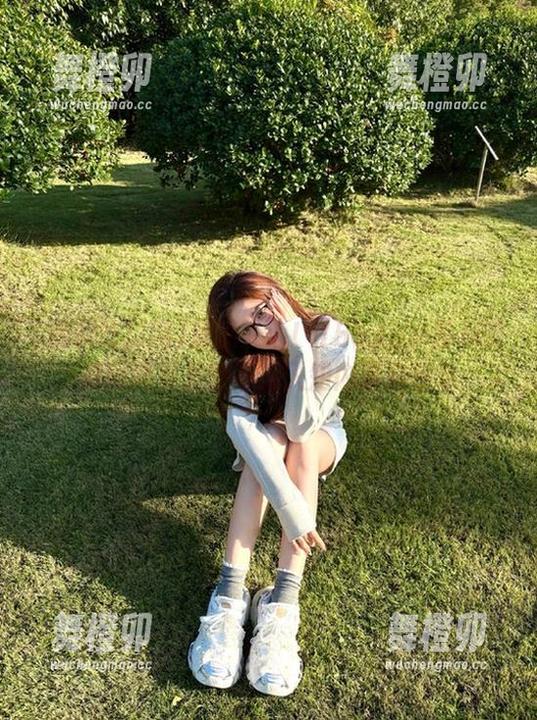 洞悉人心！155.fum黑料吃瓜网网页里的不为人知内幕启示录