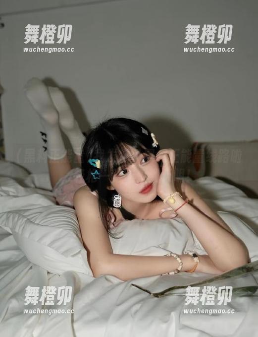 黑料正能量 我发现了黑料正能量线路啦,轻松一路吃瓜到天明!