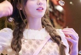 免费当个吃瓜王，万里长征黑料正能量在线，鸡毛蒜皮也能乐呵呵。