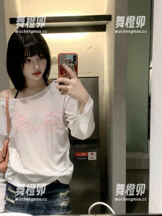 一点开黑料社官网首页，各种“爆料”像是在等人下单，我快被围住了！