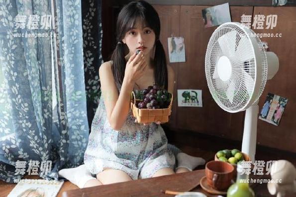 直达黑料社，下载一看红人秘辛，果然不简单！