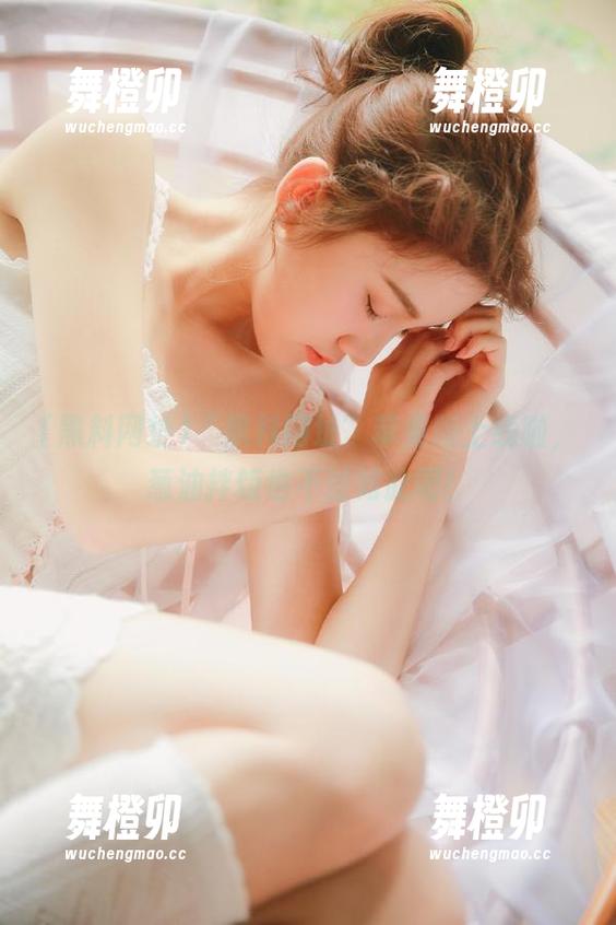 “黑料网址”苹果版上线啦，葱油拌饭也不过如此吧！