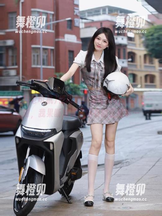 黑料老司机 使用黑料老司机app的那一刻,我果断放弃了所有的正经事…