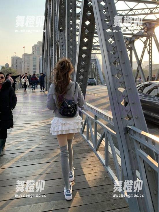 黑料老司机：不小心走进了瓜果飘香的入口，我这是上天恩赐吗？