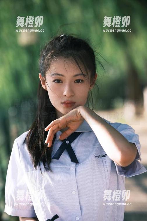 黑瓜吃料在线挑战，明日的瓜届会不会有更多绝妙的瓜味传说？