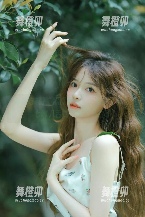 “黑瓜吃料”发布新鲜事儿，七嘴八舌的争论又开始了